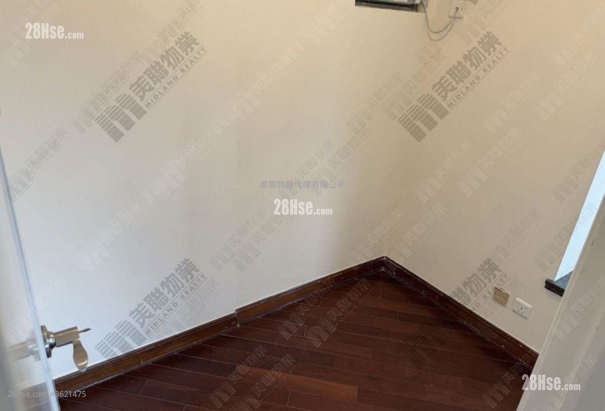 主人房: 將軍澳廣場 售盤 3 房 523 平方呎 主人房: 將軍澳廣場 售盤 3 房 523 平方呎