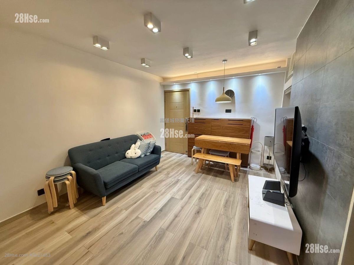 Kwong Yuen Estate Sell 2 Bedrooms , 1 Bathroom 407 ft² Kwong Yuen Estate Sell 2 Bedrooms , 1 Bathroom 407 ft²