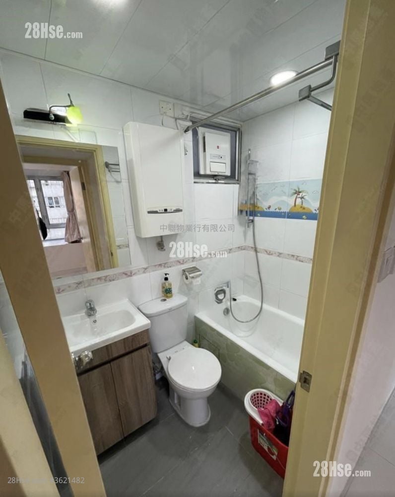 Grandeur Garden Rental 328 ft² Grandeur Garden Rental 328 ft²