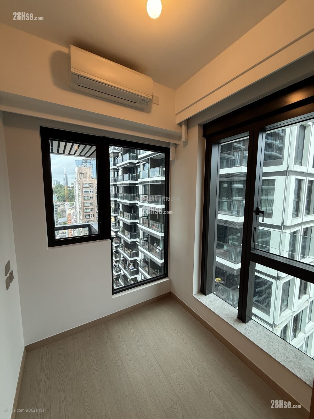 Baker Circle Euston Rental 1 Bedroom , 1 Bathroom 276 ft² Baker Circle Euston Rental 1 Bedroom , 1 Bathroom 276 ft²