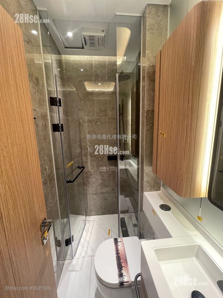 The Vantage Sell 2 Bedrooms , 1 Bathroom 391 ft² The Vantage Sell 2 Bedrooms , 1 Bathroom 391 ft²