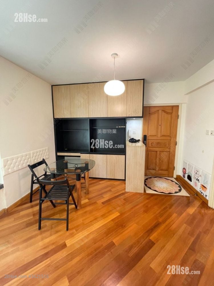 新宝城 售盘 3 房 , 1 浴室 561 平方尺 新宝城 售盘 3 房 , 1 浴室 561 平方尺