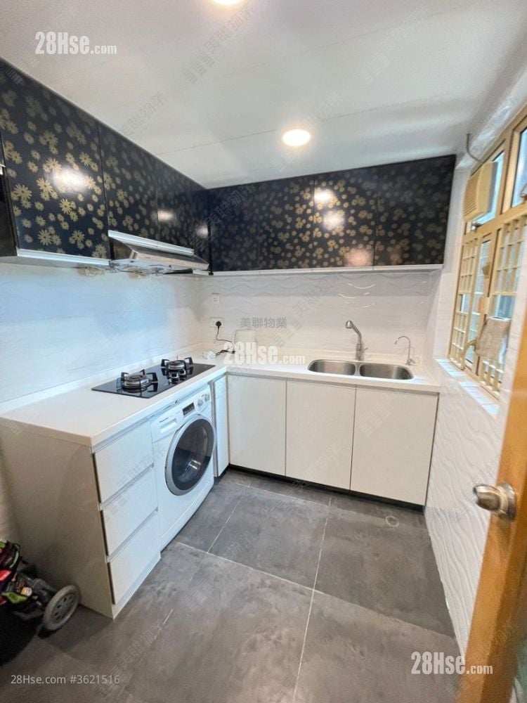 新宝城 售盘 3 房 , 1 浴室 561 平方尺 新宝城 售盘 3 房 , 1 浴室 561 平方尺