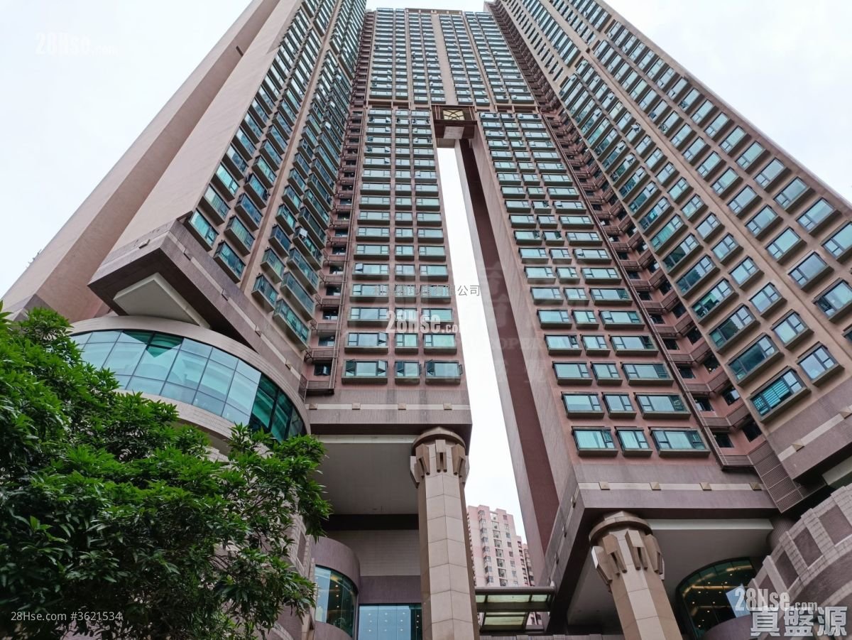 Le Sommet Sell 2 Bedrooms , 1 Bathroom 580 ft²