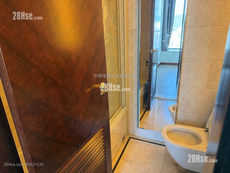 One Silversea Sell 3 Bedrooms 670 ft² One Silversea Sell 3 Bedrooms 670 ft²