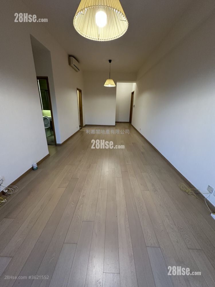 Dragons Range Sell 3 Bedrooms , 2 Bathrooms 1,011 ft² Dragons Range Sell 3 Bedrooms , 2 Bathrooms 1,011 ft²