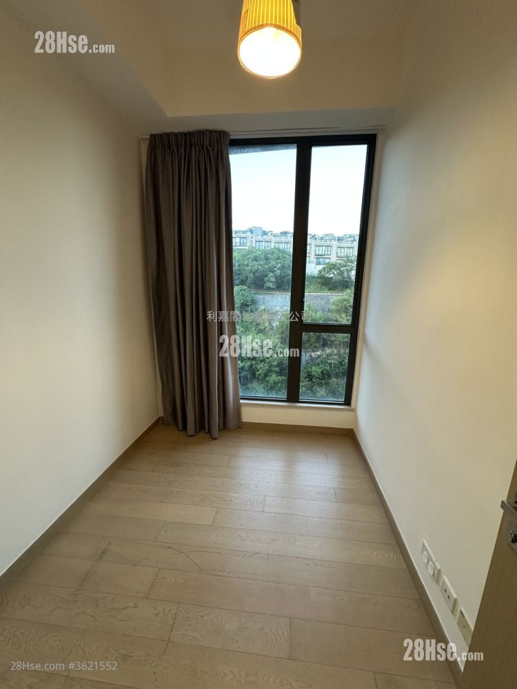 Dragons Range Sell 3 Bedrooms , 2 Bathrooms 1,011 ft² Dragons Range Sell 3 Bedrooms , 2 Bathrooms 1,011 ft²