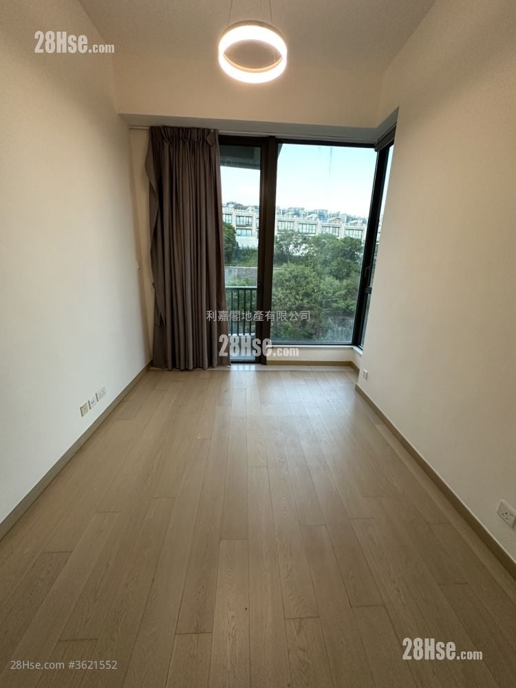 Dragons Range Sell 3 Bedrooms , 2 Bathrooms 1,011 ft² Dragons Range Sell 3 Bedrooms , 2 Bathrooms 1,011 ft²