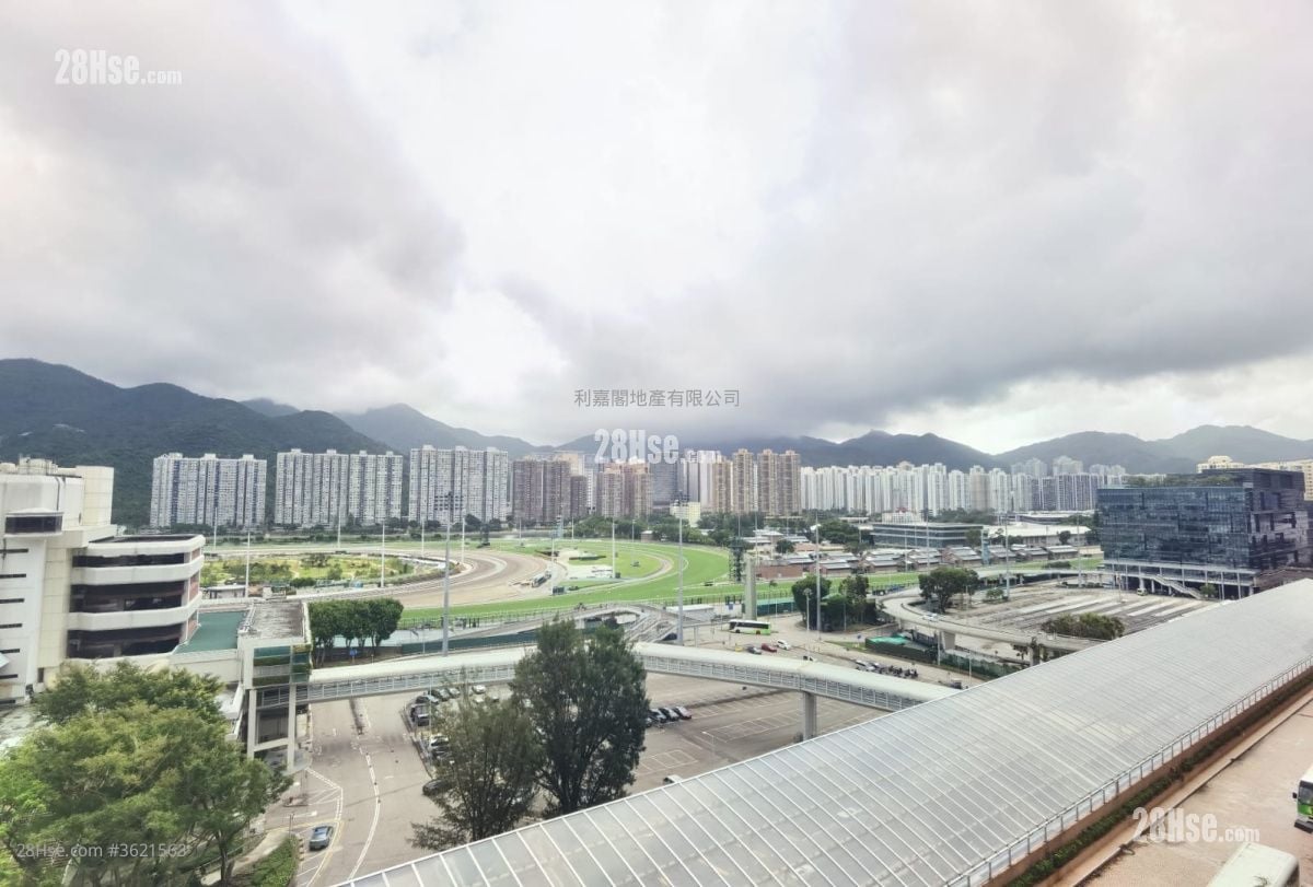 駿景園 售盤 3 房 , 2 浴室 1,370 平方呎 駿景園 售盤 3 房 , 2 浴室 1,370 平方呎