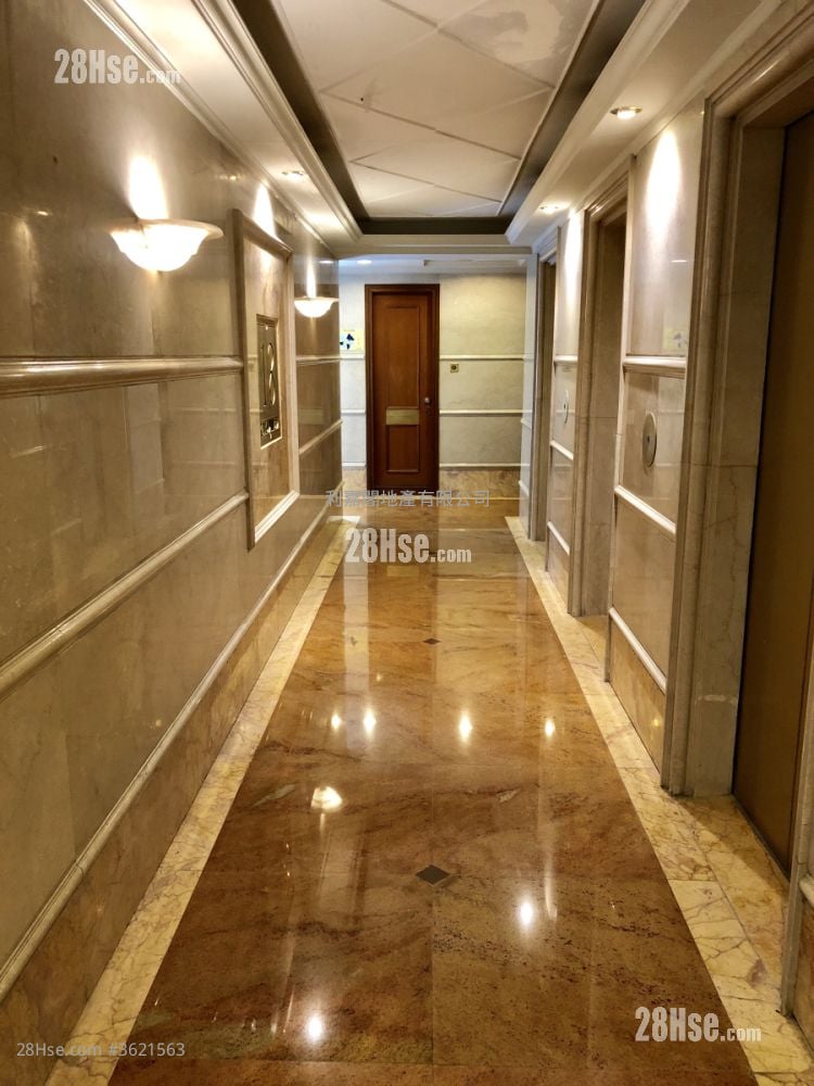 駿景園 售盤 3 房 , 2 浴室 1,370 平方呎 駿景園 售盤 3 房 , 2 浴室 1,370 平方呎