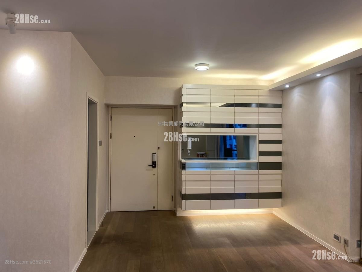 University Heights Sell 805 ft² University Heights Sell 805 ft²