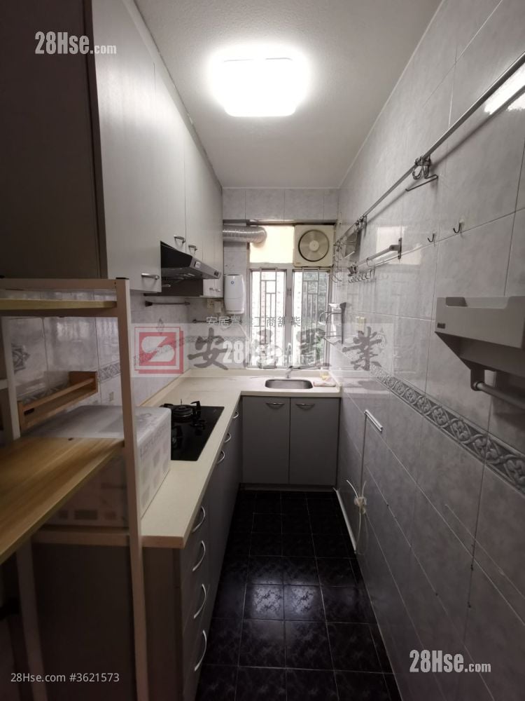 乐翠台 租盘 592 平方尺 乐翠台 租盘 592 平方尺