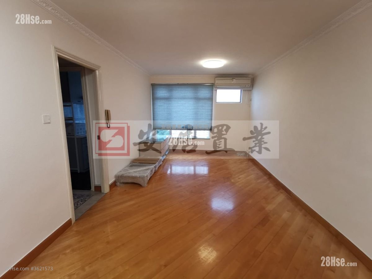 Neptune Terrace Rental 592 ft²