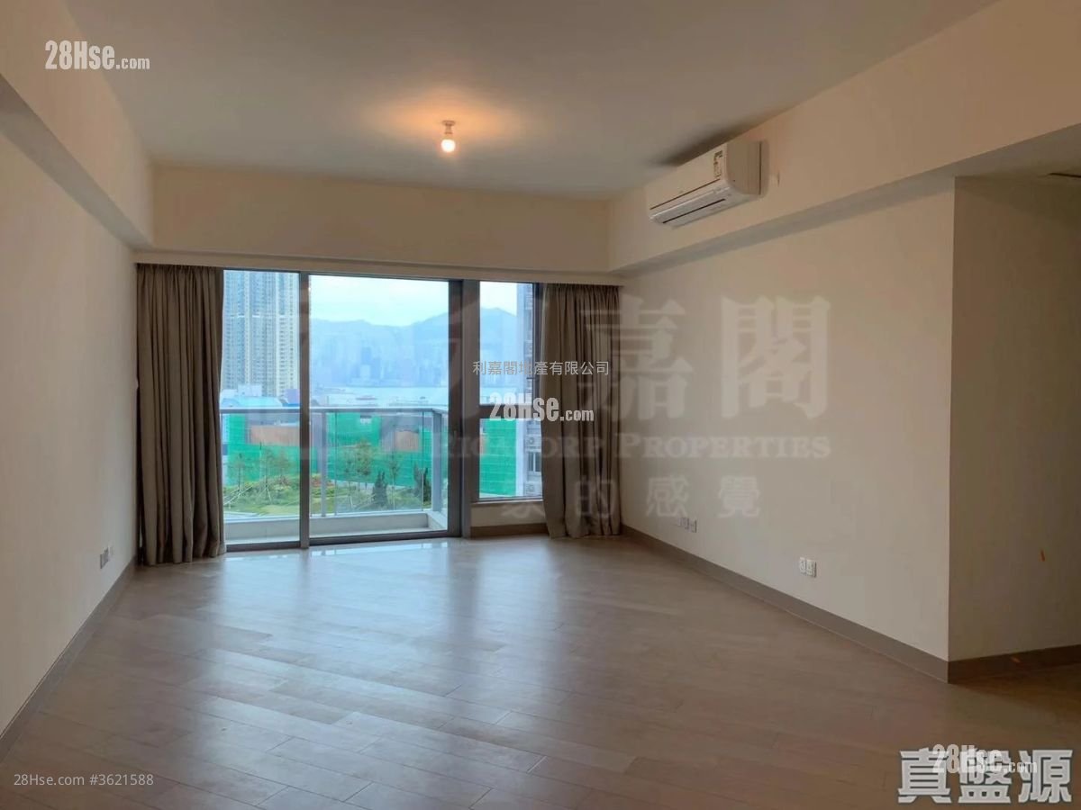Cullinan West Sell 4 Bedrooms 1,368 ft² Cullinan West Sell 4 Bedrooms 1,368 ft²