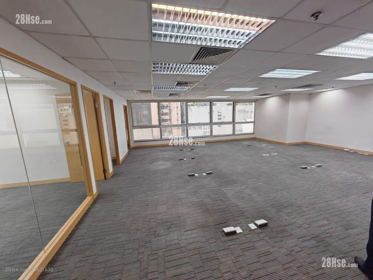 源成中心 租盤 2 房 1,218 平方呎 源成中心 租盤 2 房 1,218 平方呎