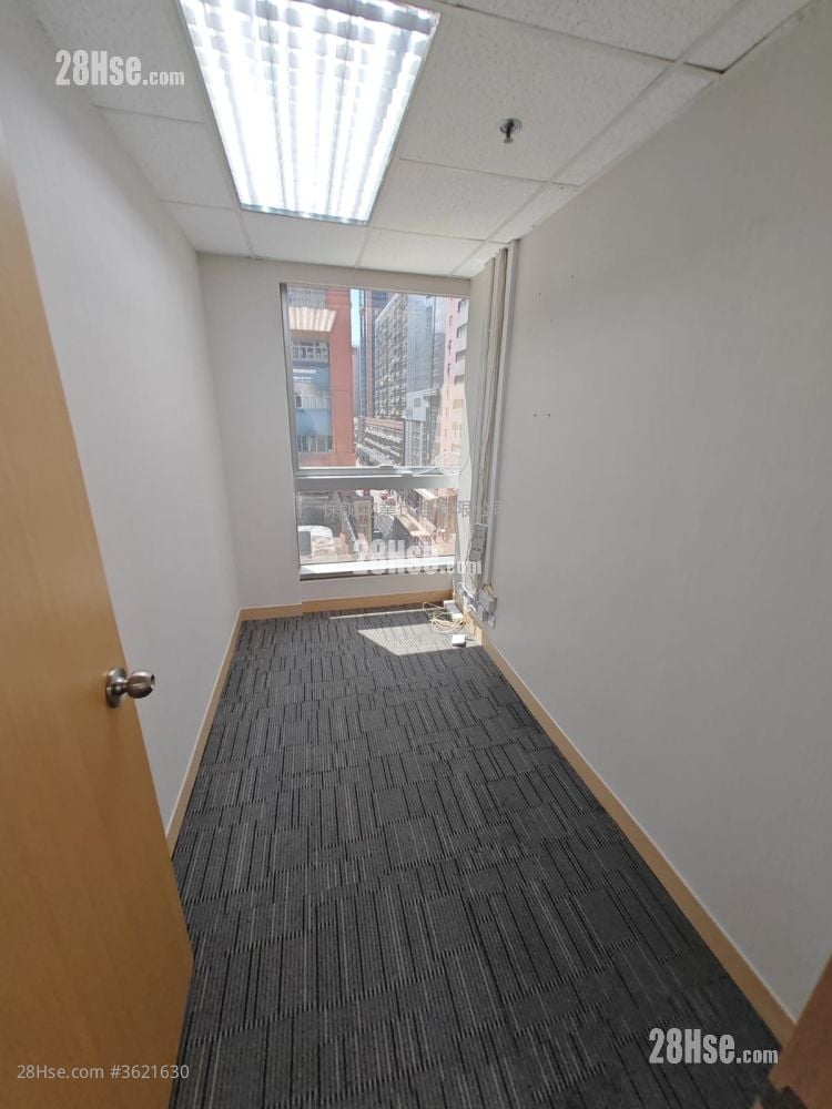 源成中心 租盤 2 房 1,218 平方呎 源成中心 租盤 2 房 1,218 平方呎