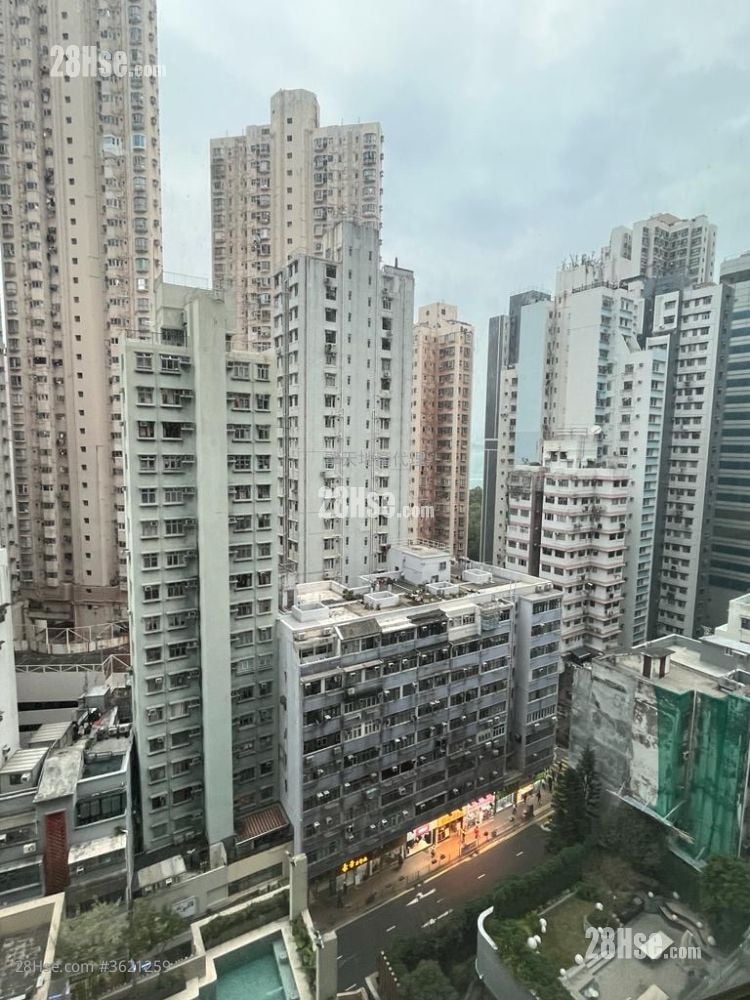 Belchers Hill Sell 582 ft² Belchers Hill Sell 582 ft²