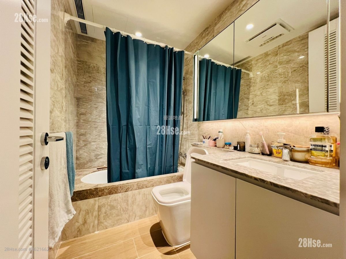 Oma Oma Sell 4 Bedrooms , 3 Bathrooms 1,019 ft² Oma Oma Sell 4 Bedrooms , 3 Bathrooms 1,019 ft²
