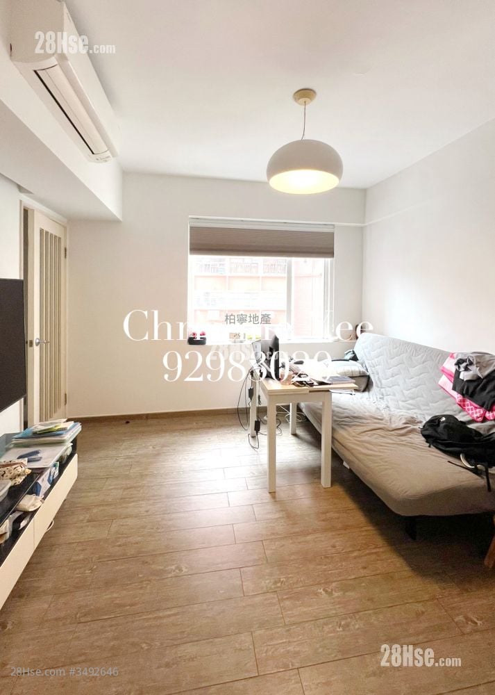 King's Court Rental 2 Bedrooms , 1 Bathroom 445 ft²