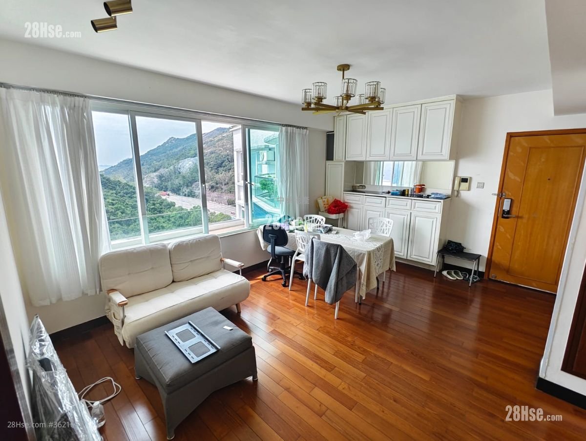 Hong Kong Garden Rental 3 Bedrooms , 2 Bathrooms 792 ft² Hong Kong Garden Rental 3 Bedrooms , 2 Bathrooms 792 ft²
