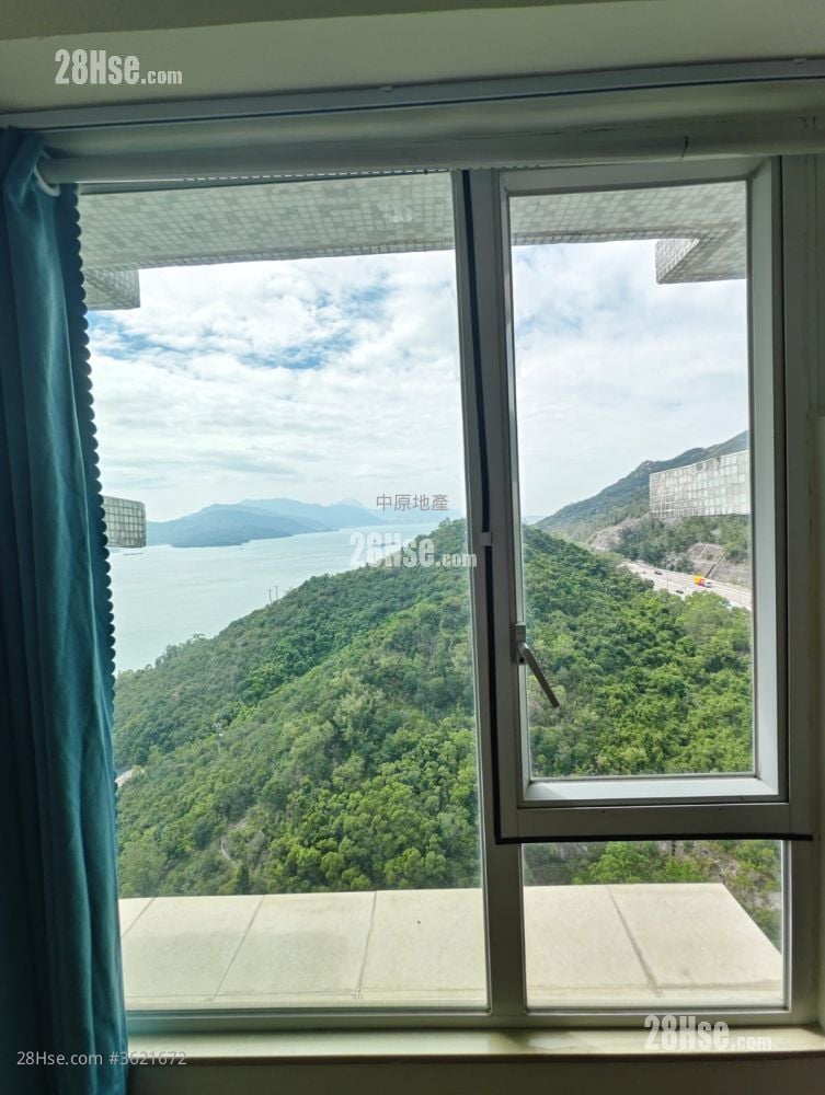 Hong Kong Garden Rental 3 Bedrooms , 2 Bathrooms 792 ft² Hong Kong Garden Rental 3 Bedrooms , 2 Bathrooms 792 ft²