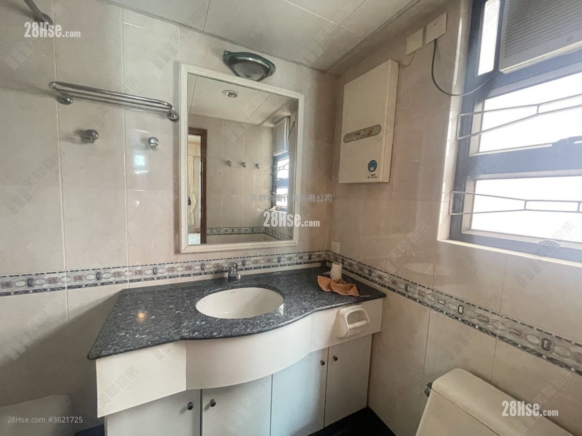 Perth Garden Sell 3 Bedrooms , 2 Bathrooms 994 ft² Perth Garden Sell 3 Bedrooms , 2 Bathrooms 994 ft²