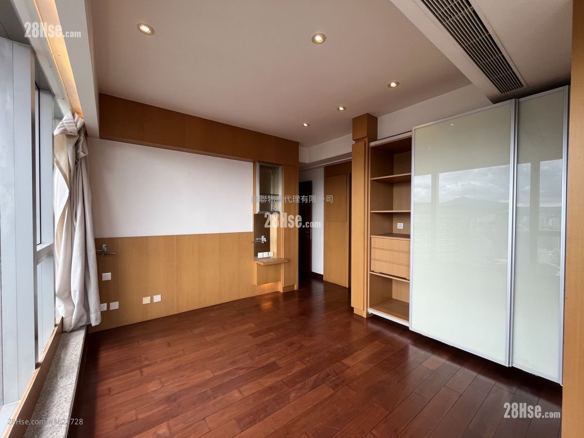 Parc Palais Sell 5+ Bedrooms , 3 Bathrooms 1,771 ft² Parc Palais Sell 5+ Bedrooms , 3 Bathrooms 1,771 ft²