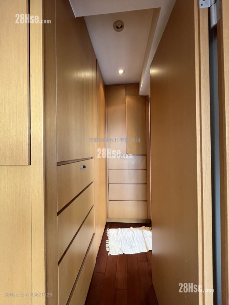 Parc Palais Sell 5+ Bedrooms , 3 Bathrooms 1,771 ft² Parc Palais Sell 5+ Bedrooms , 3 Bathrooms 1,771 ft²