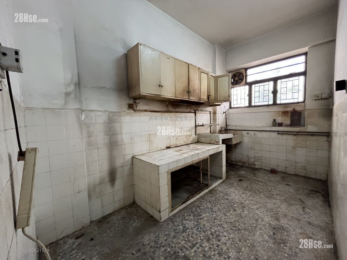 10-16 Lancashire Road Sell 3 Bedrooms , 2 Bathrooms 1,098 ft² 10-16 Lancashire Road Sell 3 Bedrooms , 2 Bathrooms 1,098 ft²