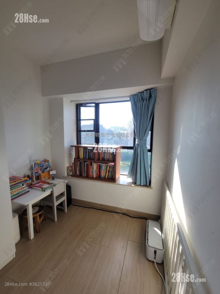 Parc Regal Sell 3 Bedrooms , 2 Bathrooms 789 ft² Parc Regal Sell 3 Bedrooms , 2 Bathrooms 789 ft²