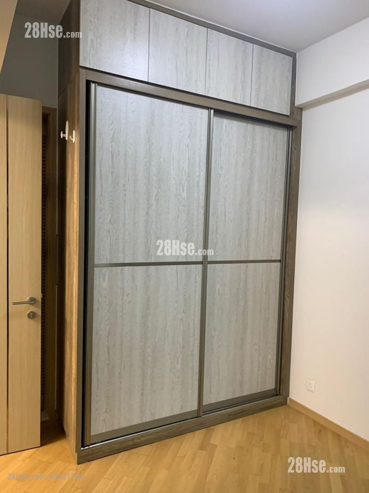 主人房: 入墙衣柜 主人房: 入墙衣柜