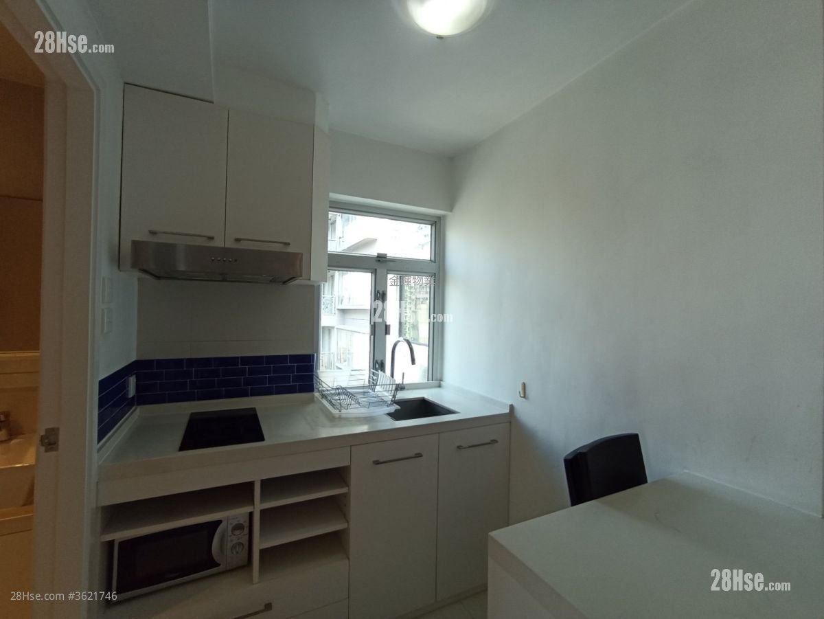 Tung Cheung Building Sell 199 ft² Tung Cheung Building Sell 199 ft²