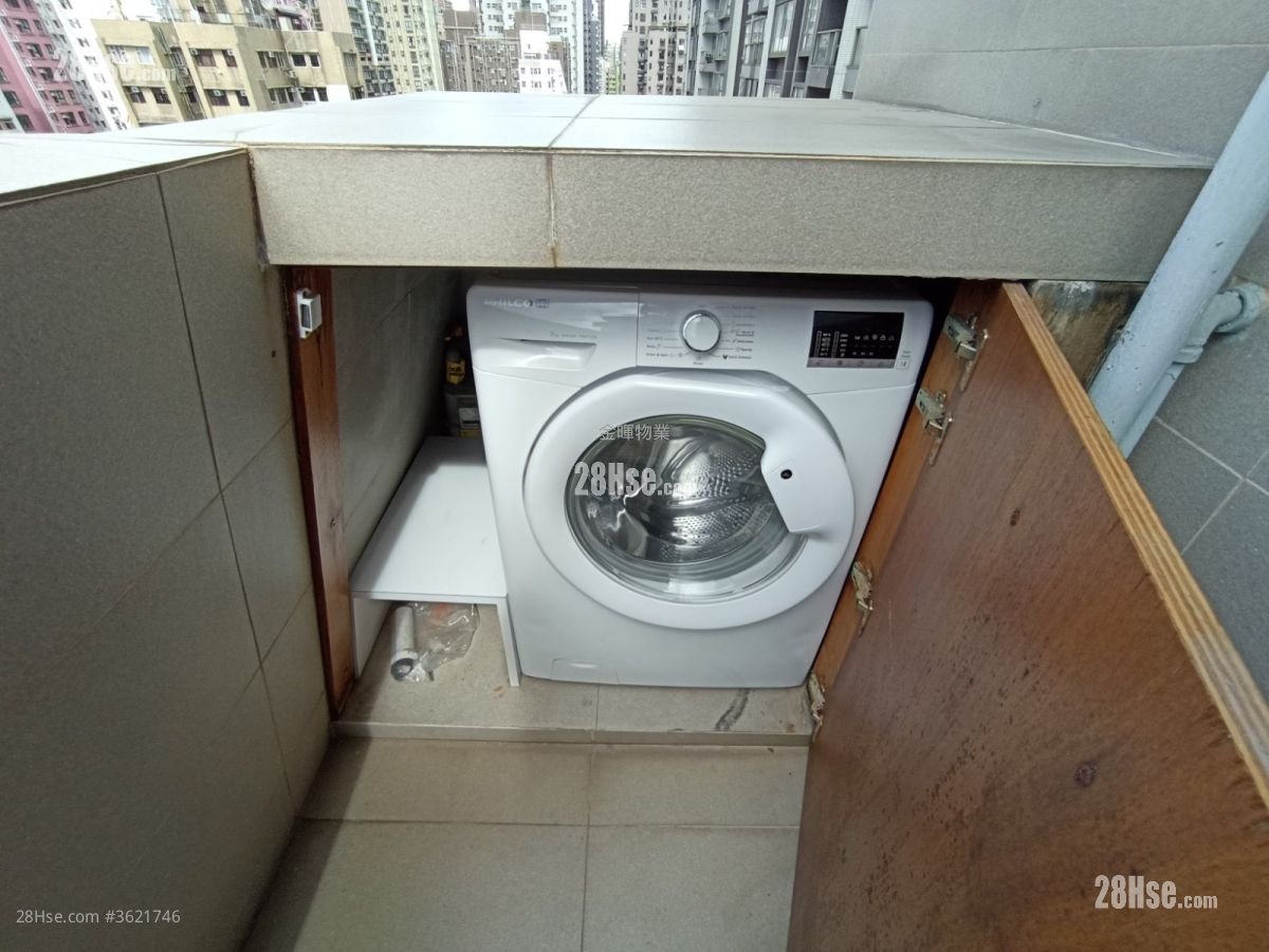 Tung Cheung Building Sell 199 ft² Tung Cheung Building Sell 199 ft²