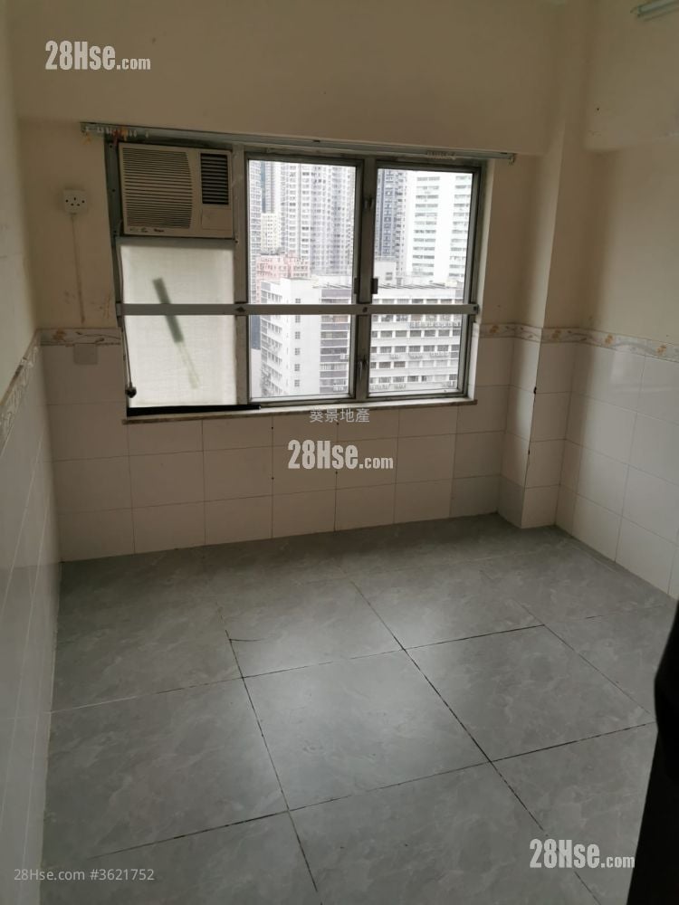 Kwai King Building Rental Studio , 1 Bathroom 130 ft²