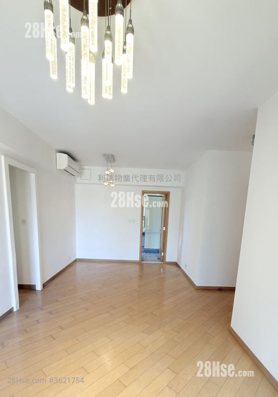 Riva Rental 4 Bedrooms , 2 Bathrooms 868 ft² Riva Rental 4 Bedrooms , 2 Bathrooms 868 ft²