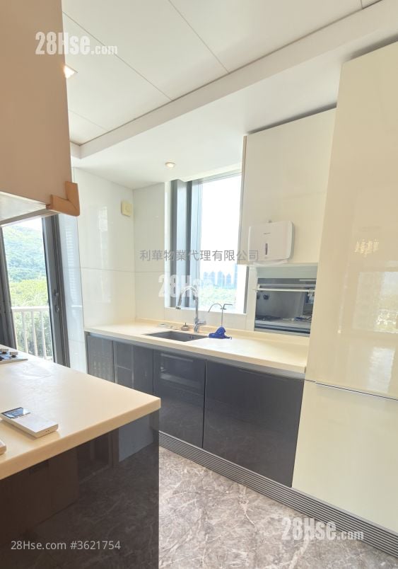 Riva Rental 4 Bedrooms , 2 Bathrooms 868 ft² Riva Rental 4 Bedrooms , 2 Bathrooms 868 ft²