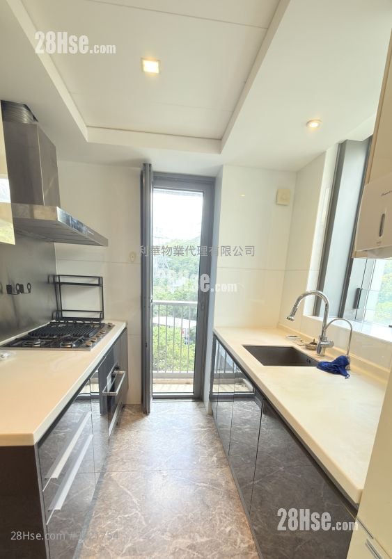 Riva Rental 4 Bedrooms , 2 Bathrooms 868 ft² Riva Rental 4 Bedrooms , 2 Bathrooms 868 ft²