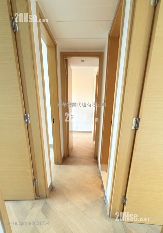 Riva Rental 4 Bedrooms , 2 Bathrooms 868 ft² Riva Rental 4 Bedrooms , 2 Bathrooms 868 ft²