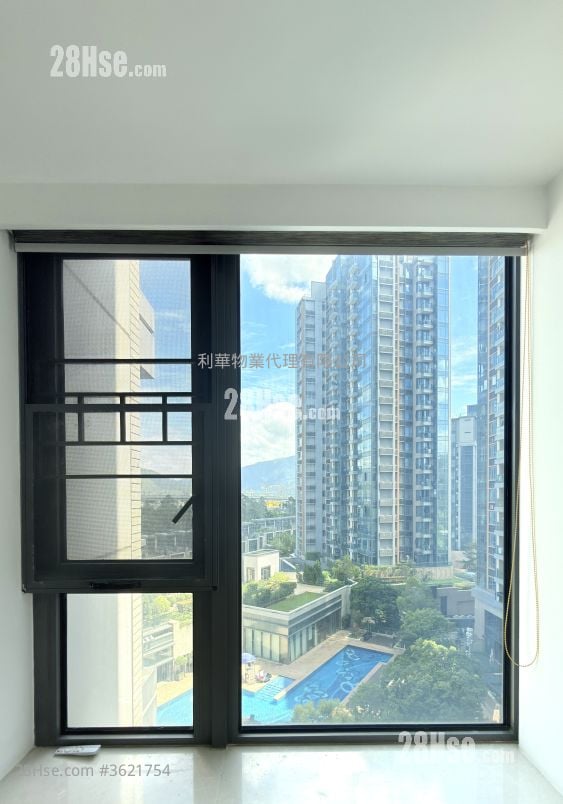Riva Rental 4 Bedrooms , 2 Bathrooms 868 ft² Riva Rental 4 Bedrooms , 2 Bathrooms 868 ft²