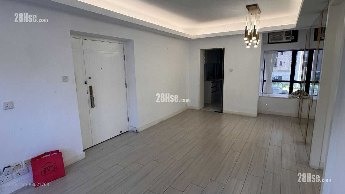 比华利山 租盘 4 房 , 3 浴室 1,057 平方尺