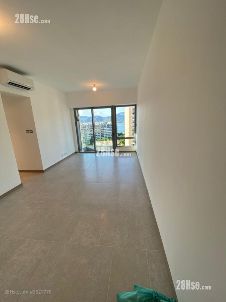 雲滙 租盤 4 房 , 3 浴室 830 平方呎 雲滙 租盤 4 房 , 3 浴室 830 平方呎