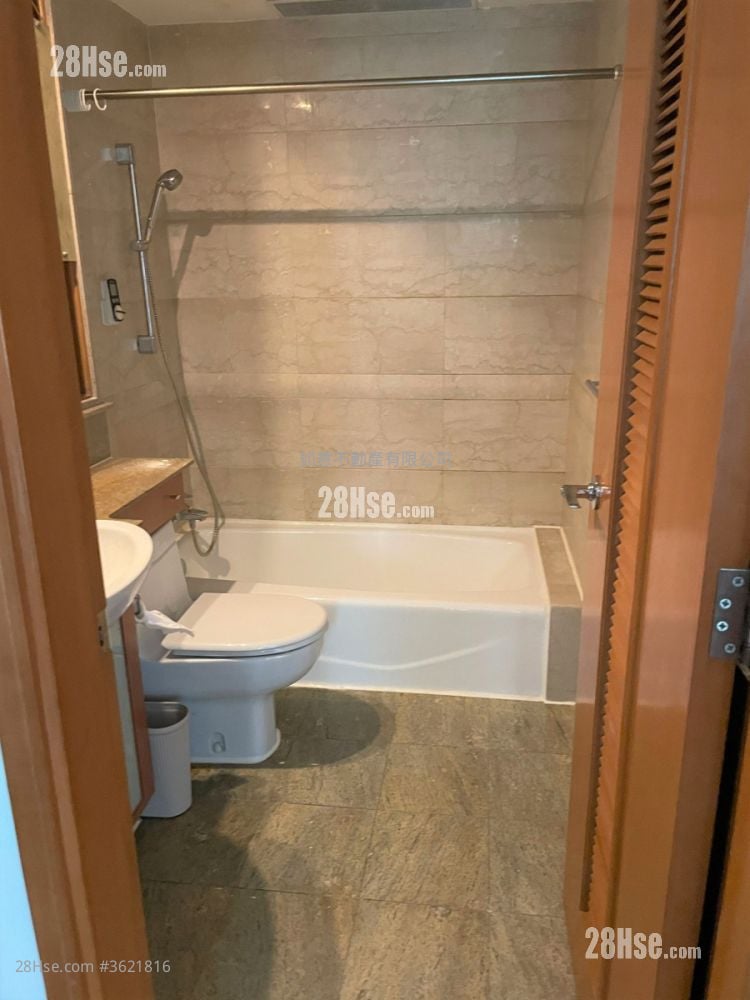 半島豪庭 售盤 2 房 , 2 浴室 739 平方呎 半島豪庭 售盤 2 房 , 2 浴室 739 平方呎