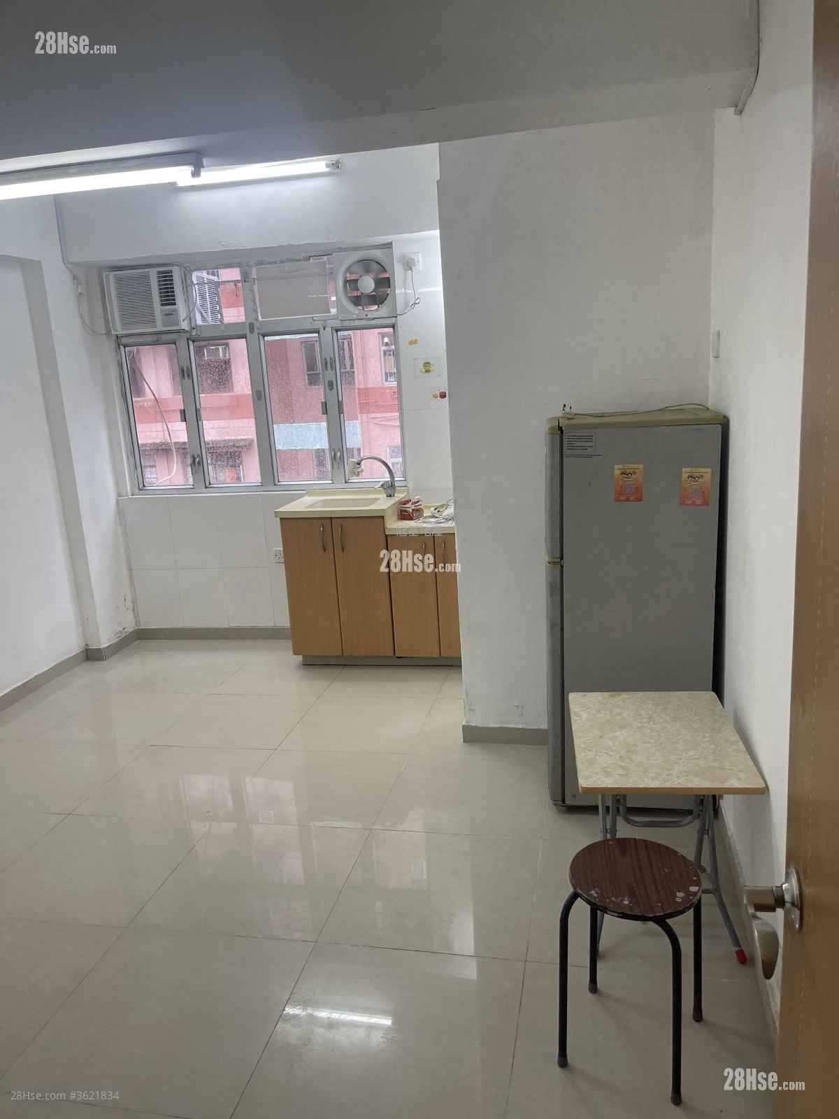 名贤大楼 租盘 1 房 , 1 浴室 180 平方尺 名贤大楼 租盘 1 房 , 1 浴室 180 平方尺