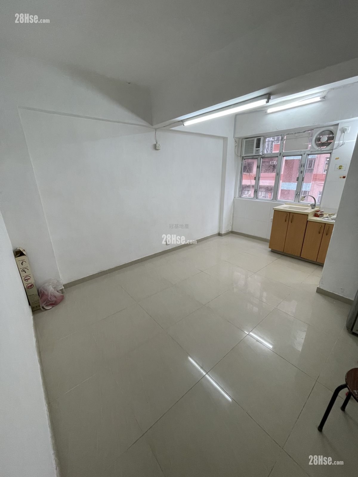 名贤大楼 租盘 1 房 , 1 浴室 180 平方尺 名贤大楼 租盘 1 房 , 1 浴室 180 平方尺