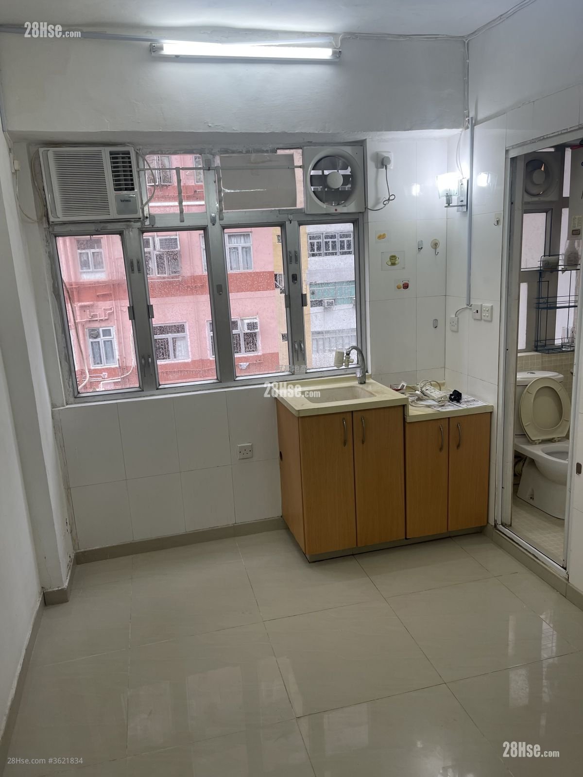 名贤大楼 租盘 1 房 , 1 浴室 180 平方尺 名贤大楼 租盘 1 房 , 1 浴室 180 平方尺