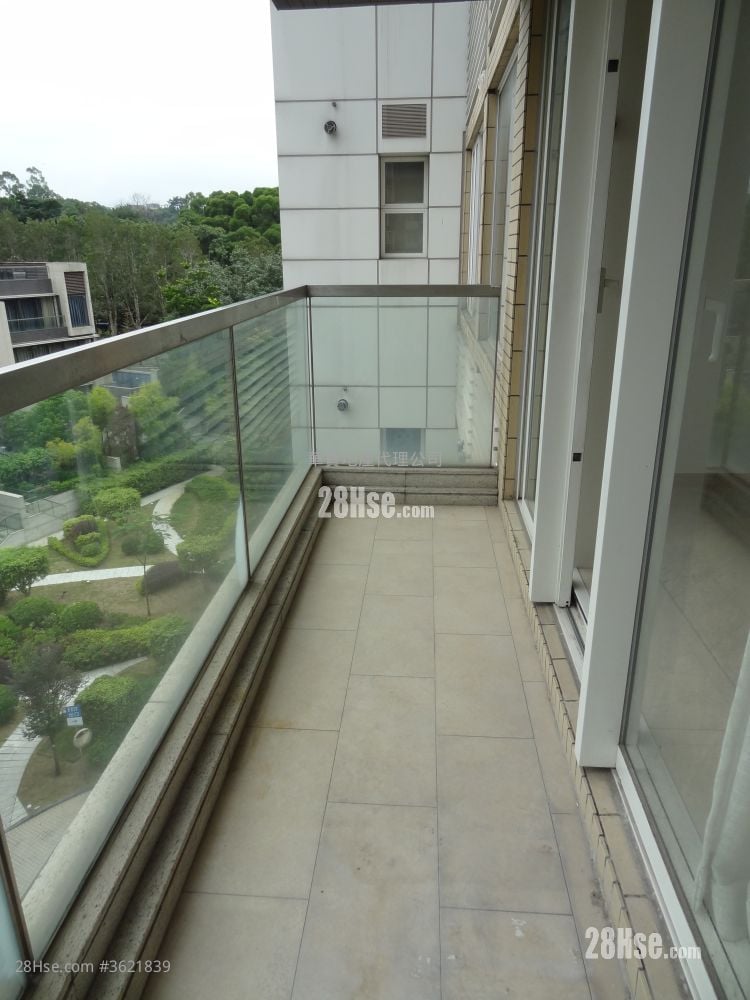 星堤 售盤 4 房 , 3 浴室 1,272 平方呎 星堤 售盤 4 房 , 3 浴室 1,272 平方呎