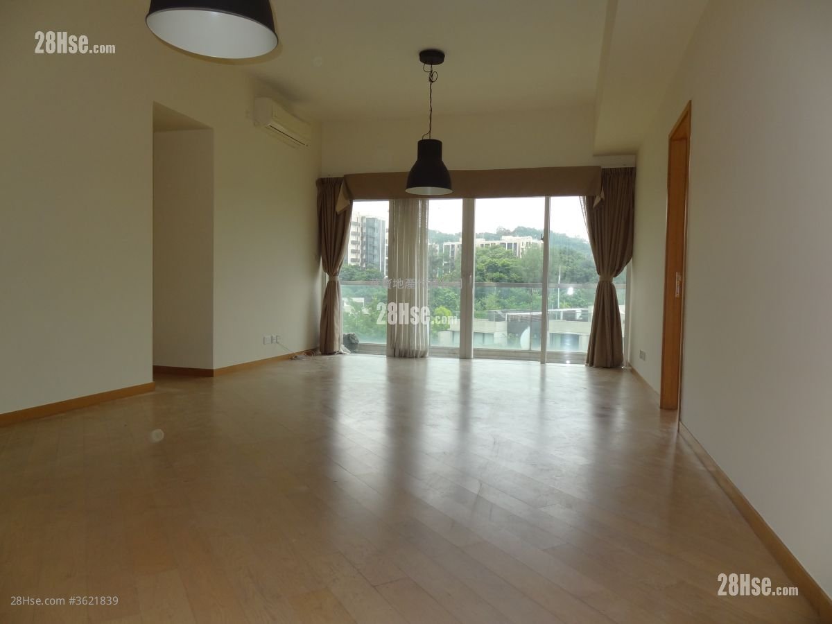 星堤 售盤 4 房 , 3 浴室 1,272 平方呎 星堤 售盤 4 房 , 3 浴室 1,272 平方呎