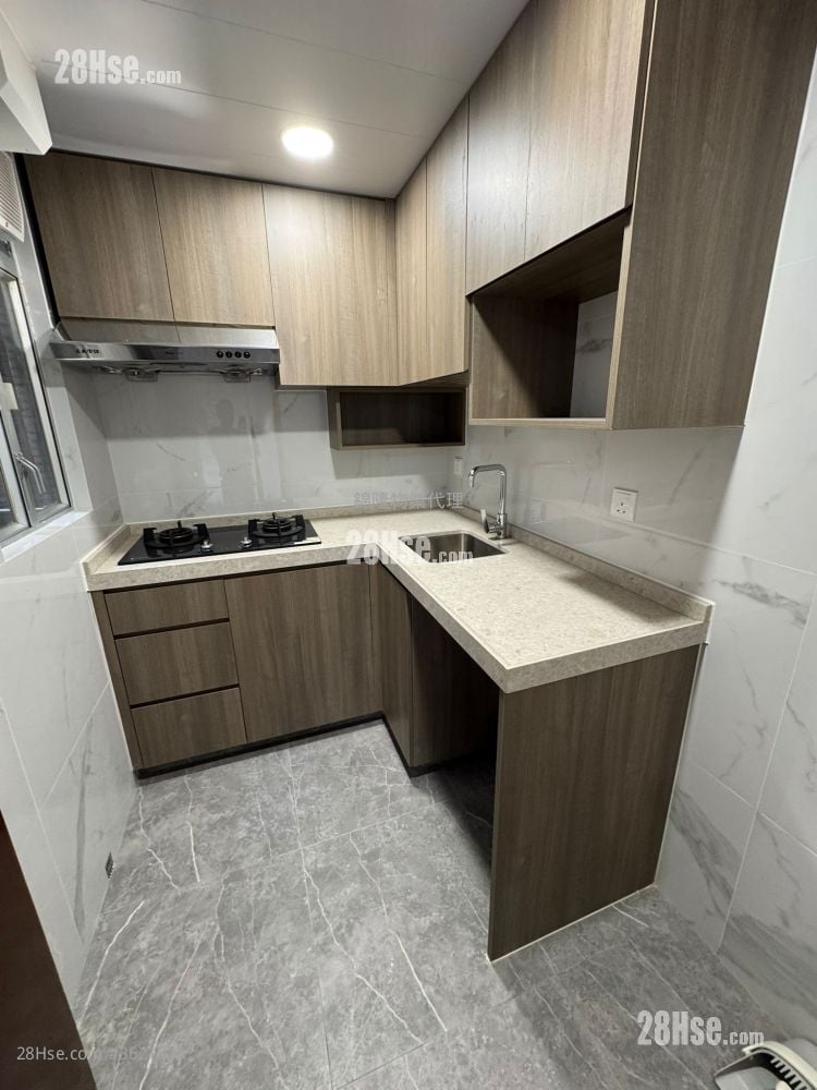 Bailey Garden Rental 2 Bedrooms , 1 Bathroom 381 ft² Bailey Garden Rental 2 Bedrooms , 1 Bathroom 381 ft²