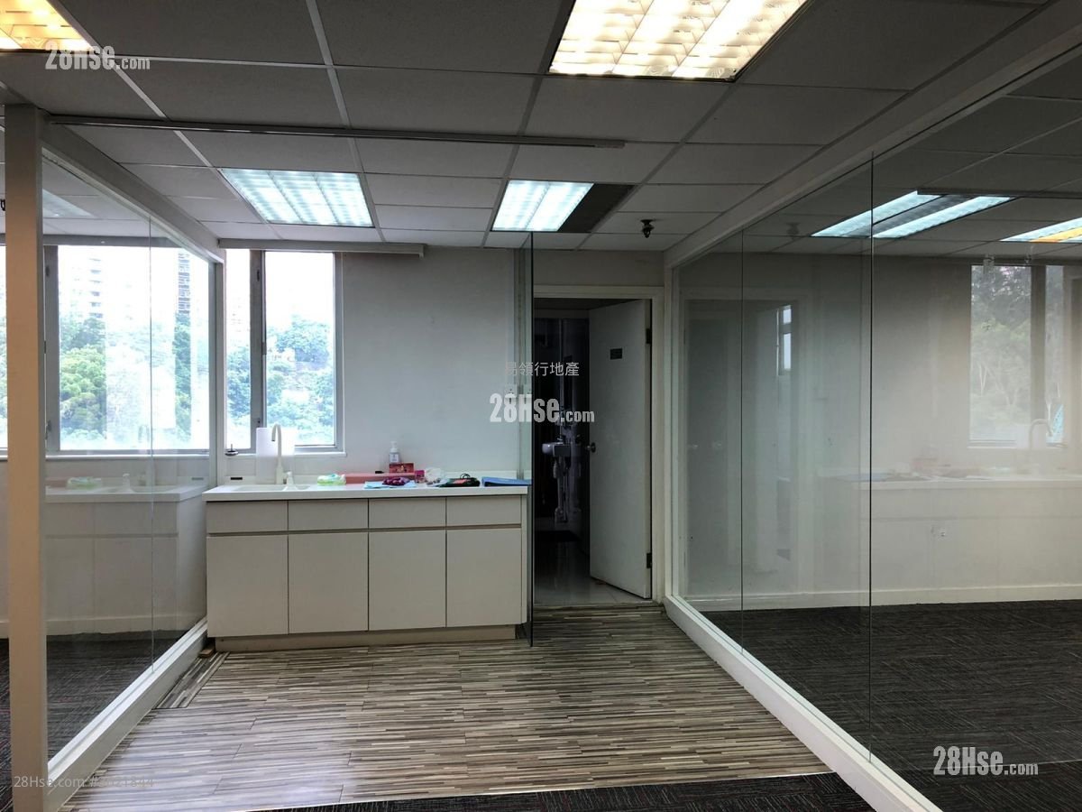 Fo Tan Industrial Centre Rental 4 Bedrooms , 1 Toilet