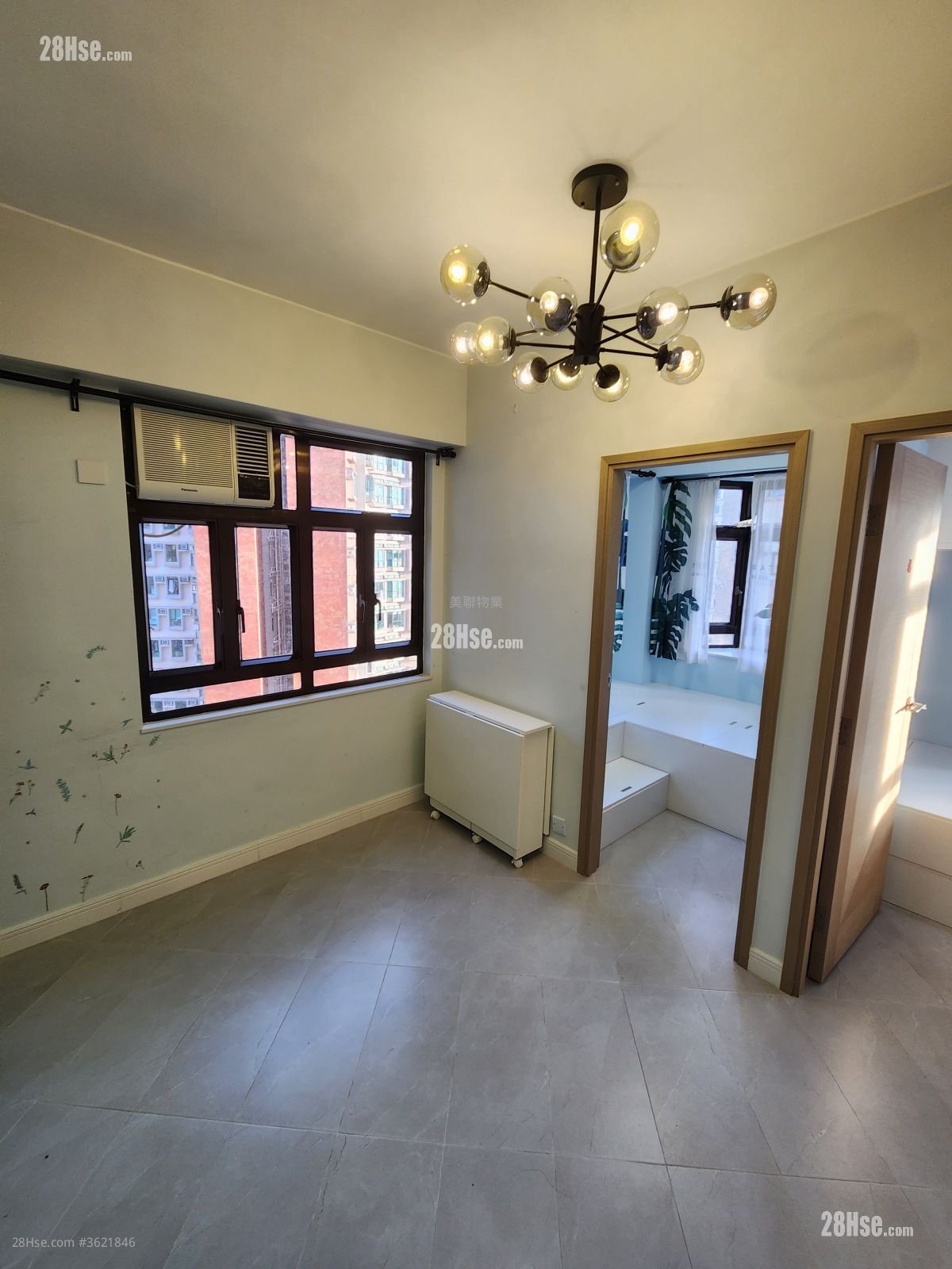 Wai Wah Centre Rental 2 Bedrooms , 1 Bathroom 297 ft² Wai Wah Centre Rental 2 Bedrooms , 1 Bathroom 297 ft²